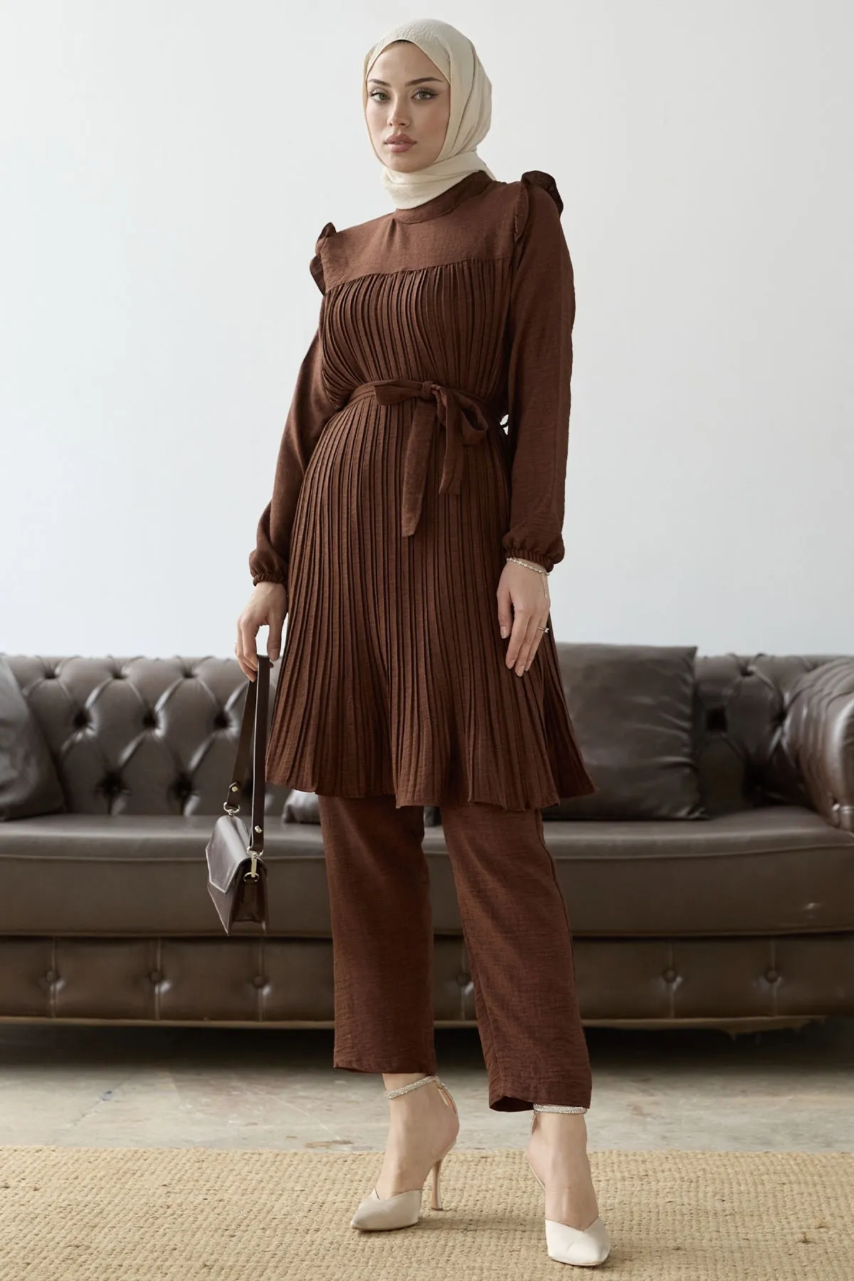InStyle  Set mit plissiertem Rüschendetail vorne - Braun