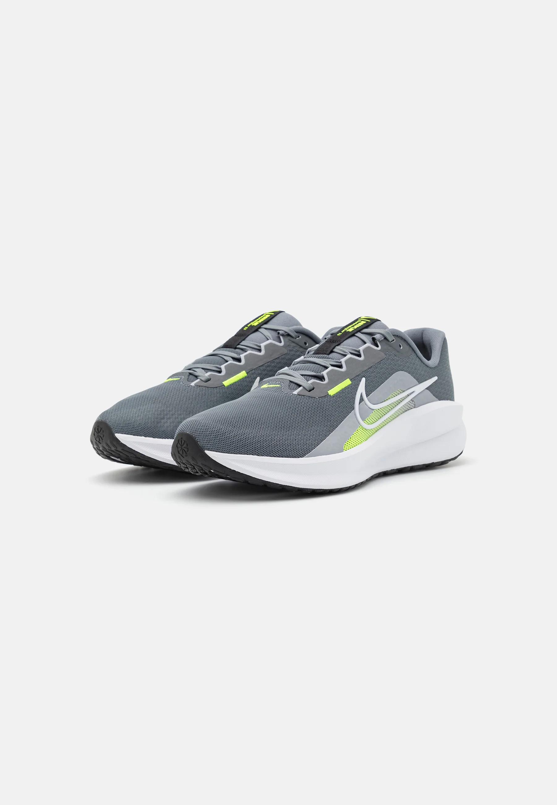 Nike Performance DOWNSHIFTER 13 - Zapatillas de running neutras