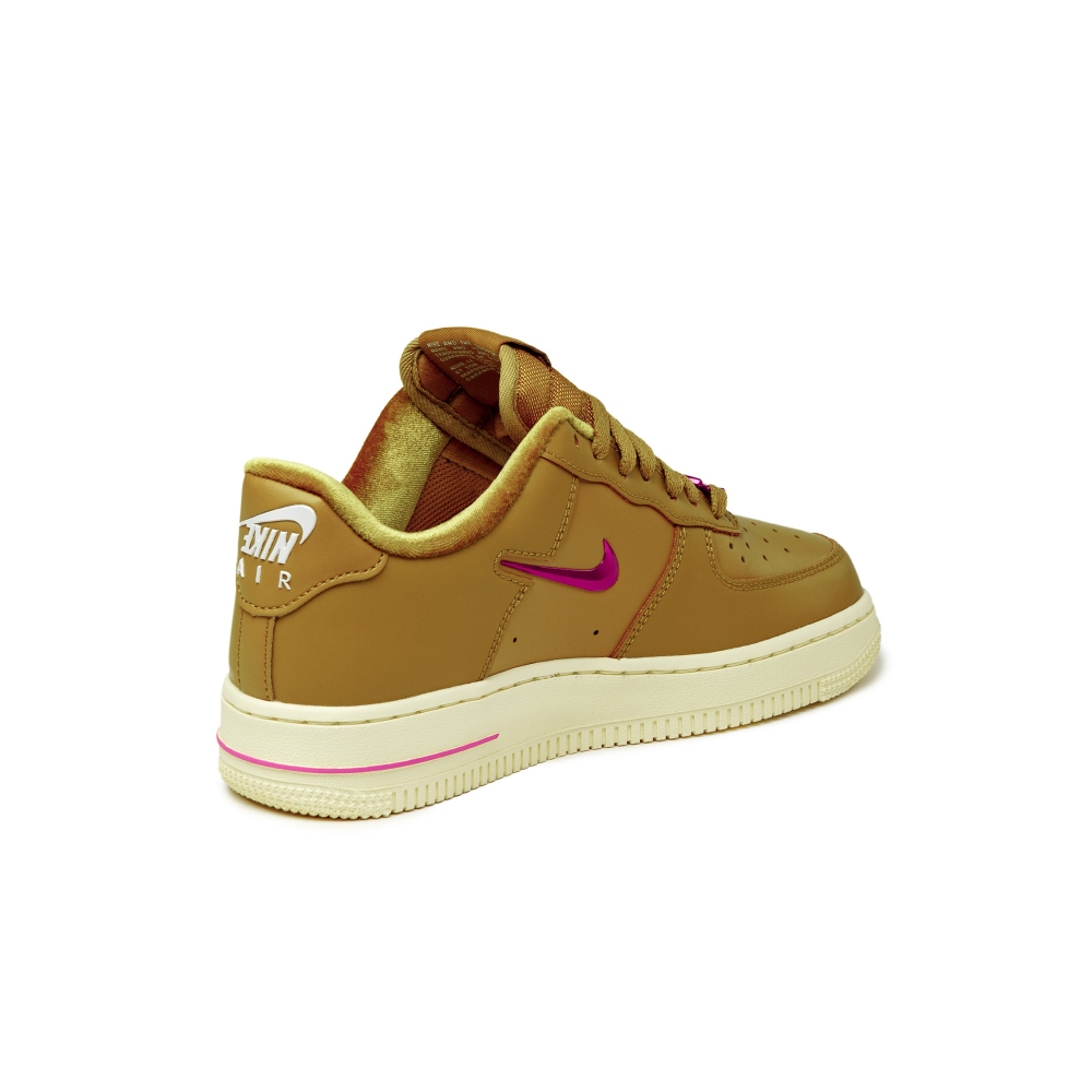 Nike Air Force 1 07 Just Do It Se FB8251-700 / braun
