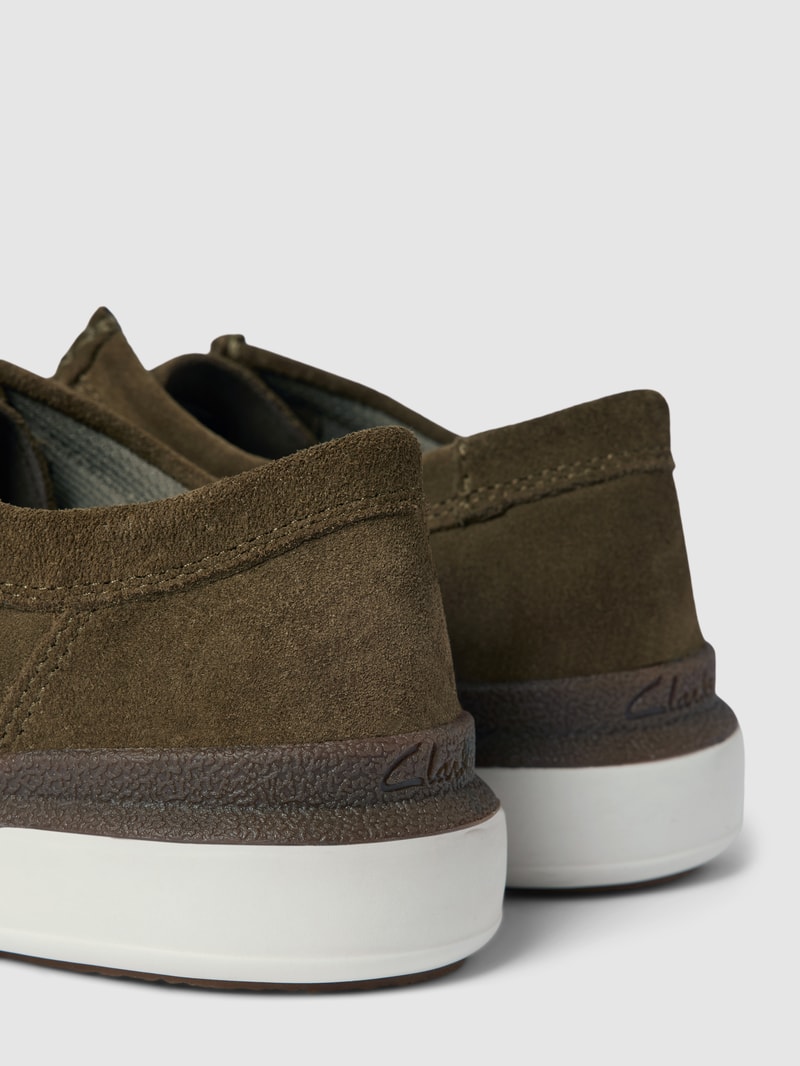 Schuhe mit Schnürverschluss in khaki