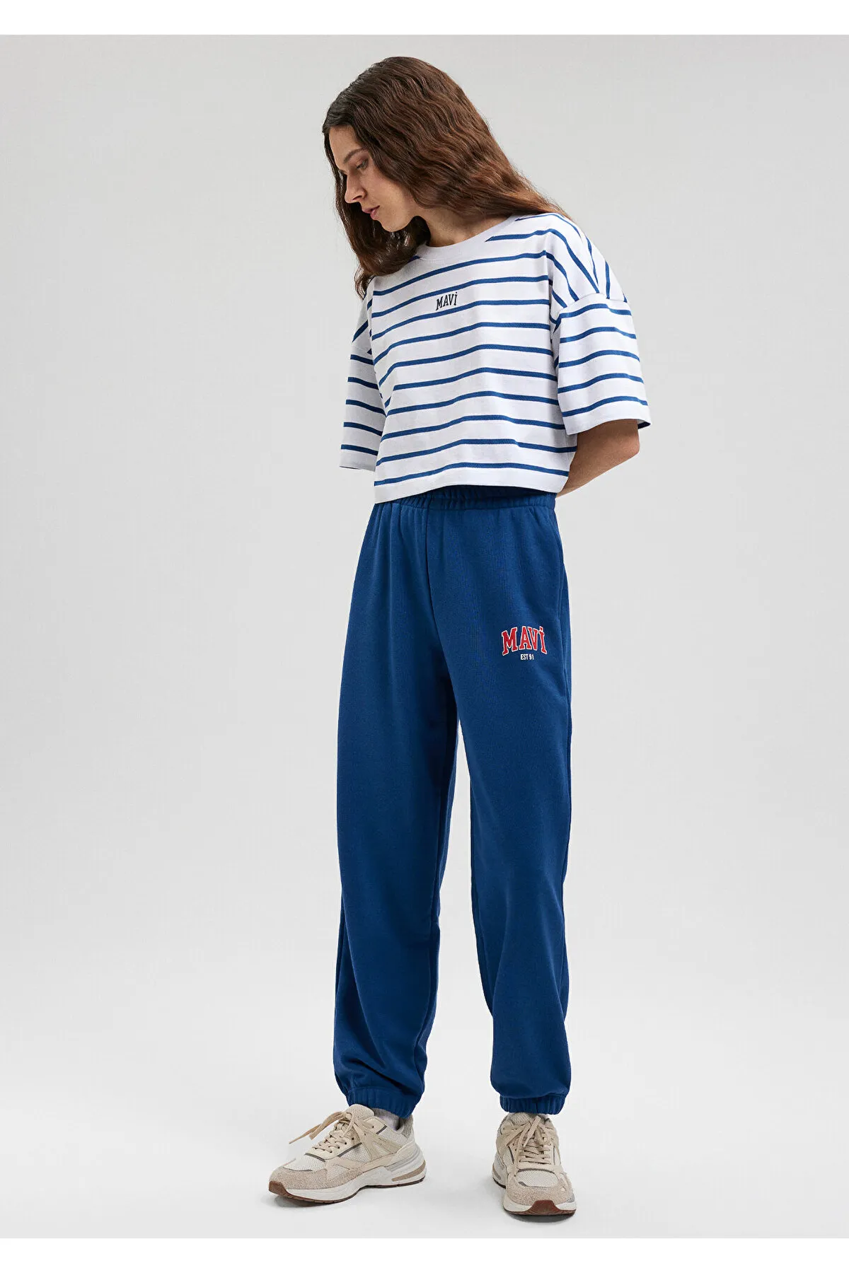 Mavi  Marineblaue Jogginghose mit Logo-Print1010757-82625