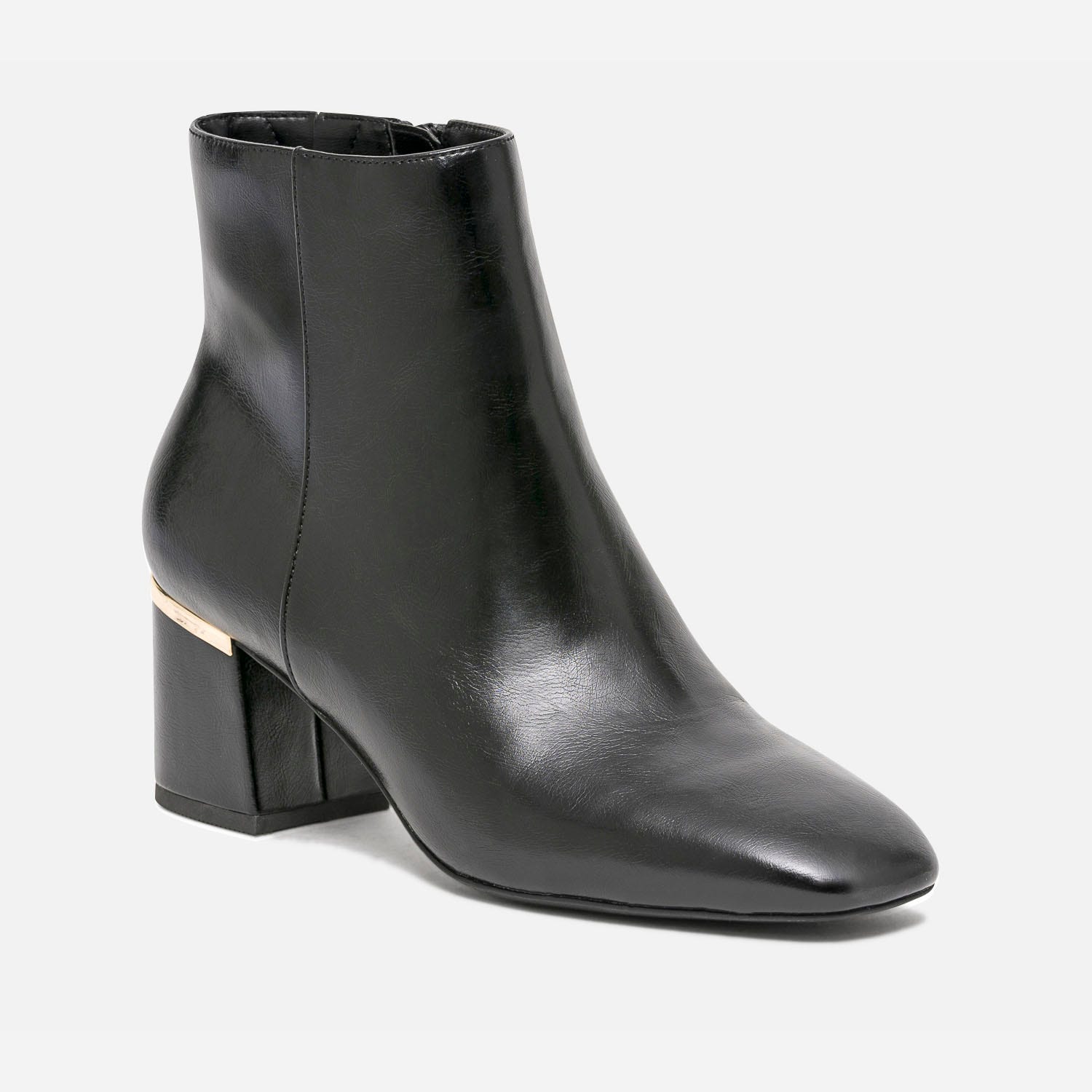 Boots noir avec barrette talon