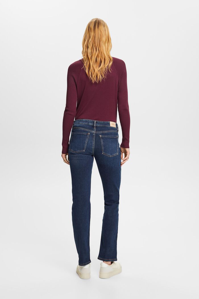 Recycelt: Jeans mit geradem Bein und mittelhohem Bund