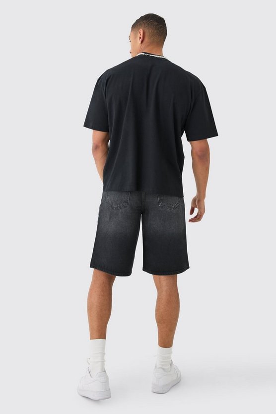 Kastiges Oversize T-Shirt mit floraler Stickerei
