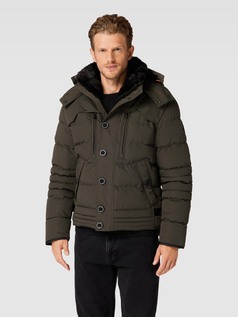 Funktionsjacke mit Kapuze in olivgrün