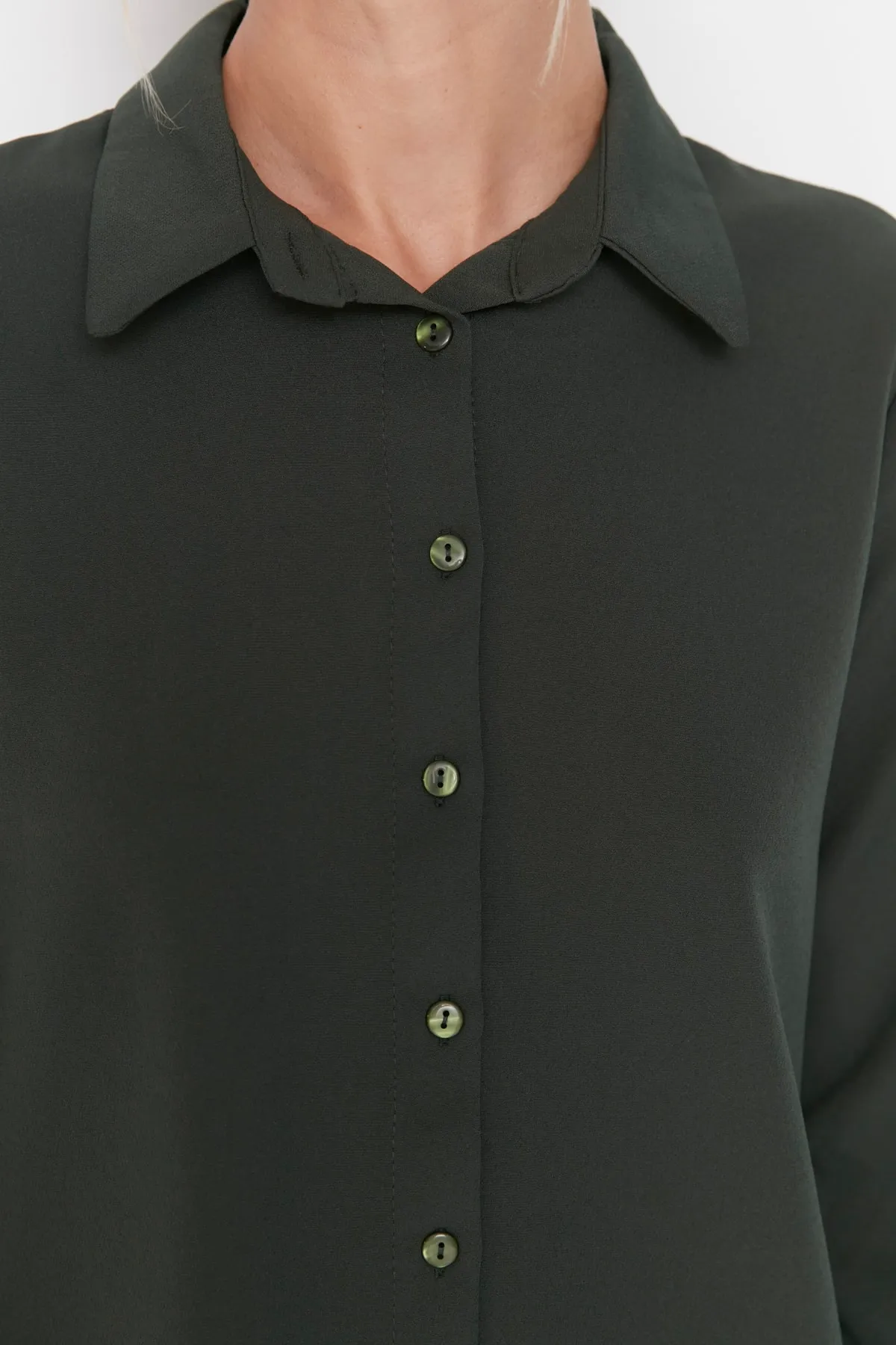 Trendyol Modest  Dunkelkhakifarbenes Hemd-Hosen-Gewebeset TCTAW23US00112