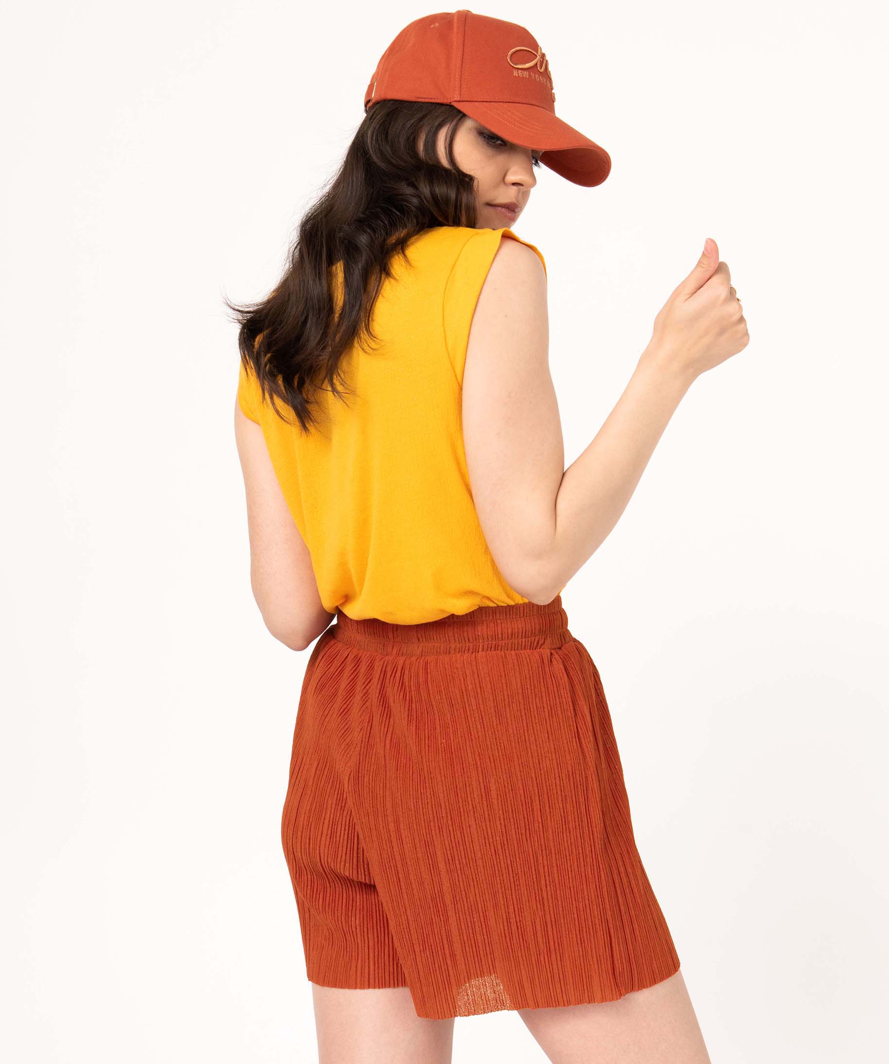 Tee-shirt sans manches en maille pailletée femme jaune | GEMO