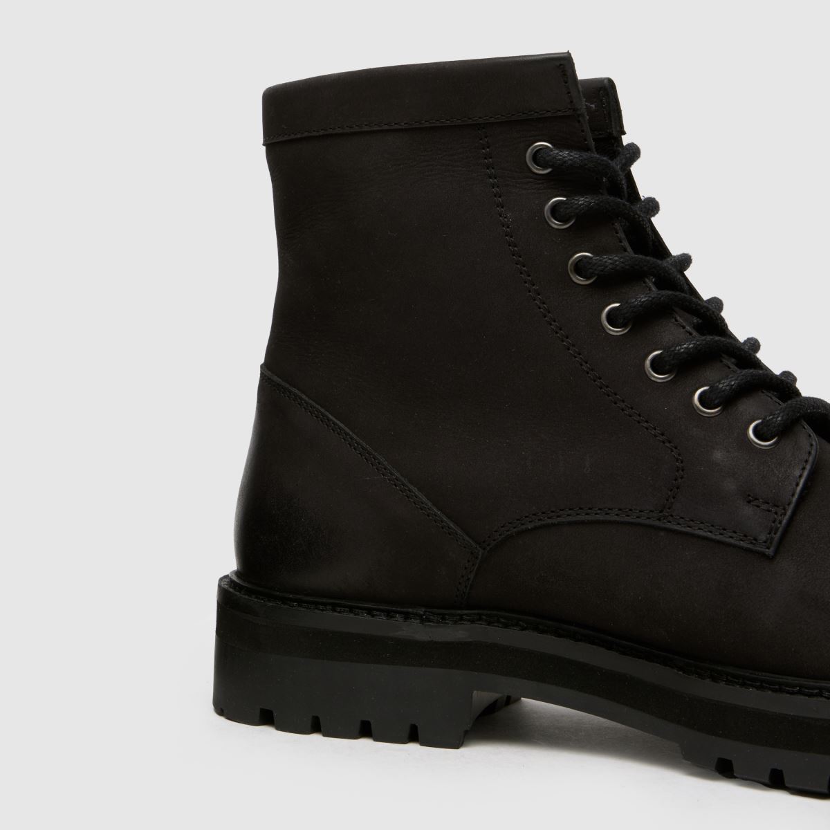 Černé robustní kožené boty Schuh Gus
