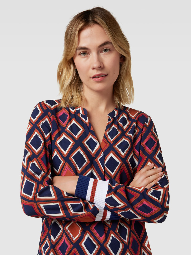 Blusenshirt mit Allover-Muster und gerippten Ärmelabschlüssen in marineblau