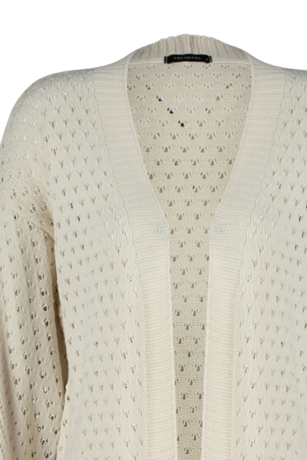 Trendyol Collection  Steinfarbene Oversize-Midi-Strickjacke mit Lochmuster TWOAW24HI00331