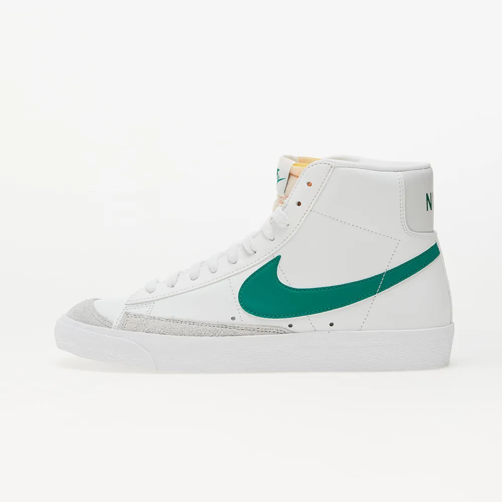 Nike Blazer Mid 77 Vintage BQ6806-127 / weiss