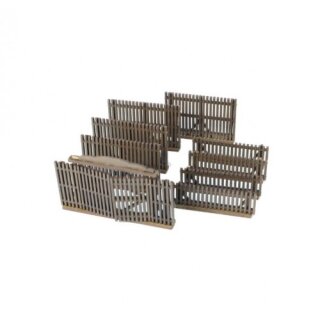 Russian Village - Lattice Wooden Fence