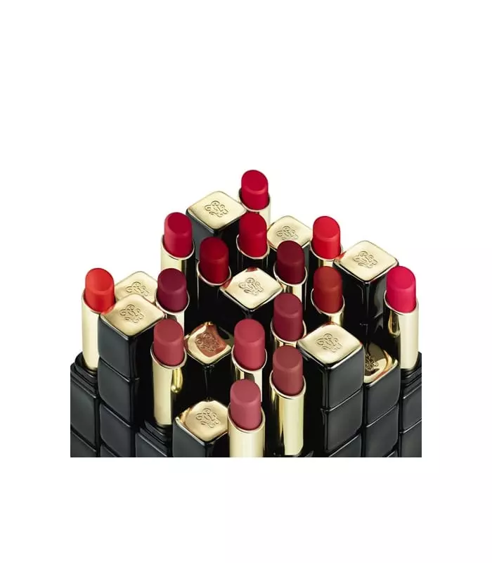 KISS KISS TENDER MATTE Rouge à Lèvres Mat lumineux fin et fondant confort 16H