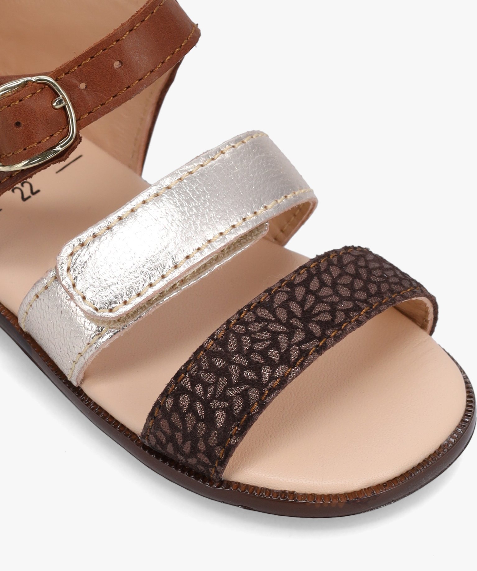 Sandales bébé fille à scratch dessus cuir métallisé –... camel | GEMO