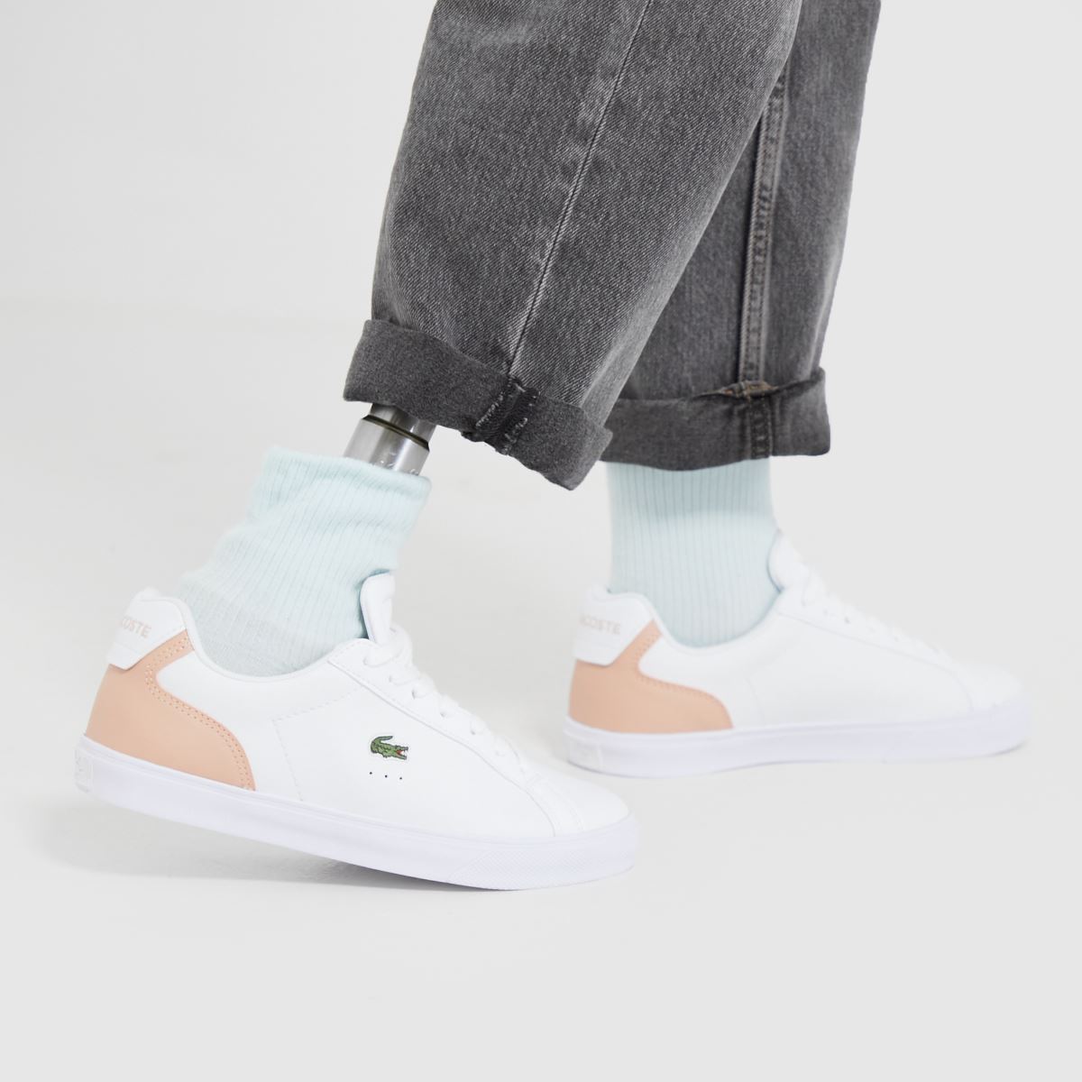 Lacoste Lerond Pro sportcipő fehér és rózsaszín színben