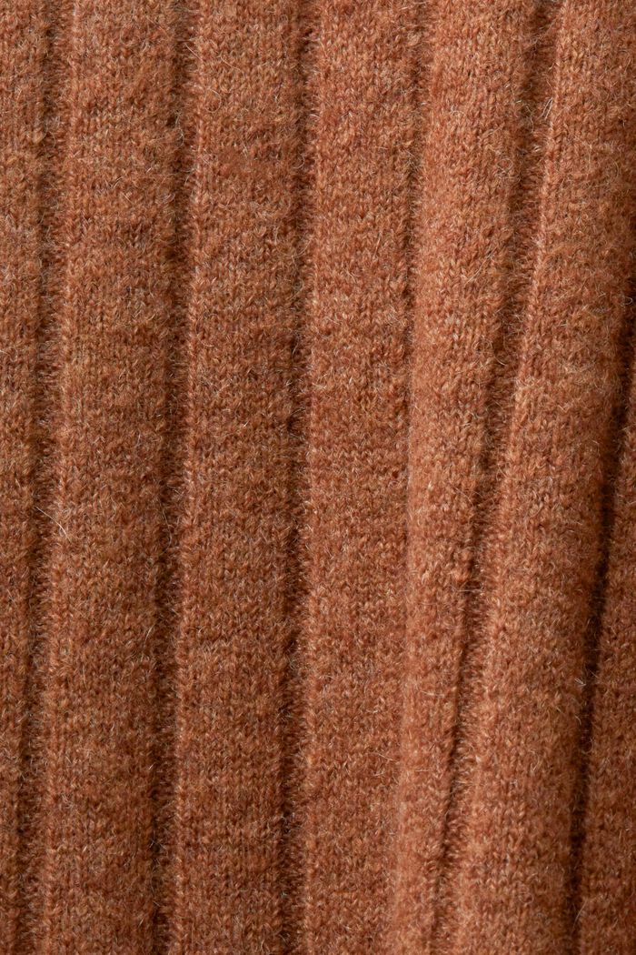 Gerippter Flachstrickpullover