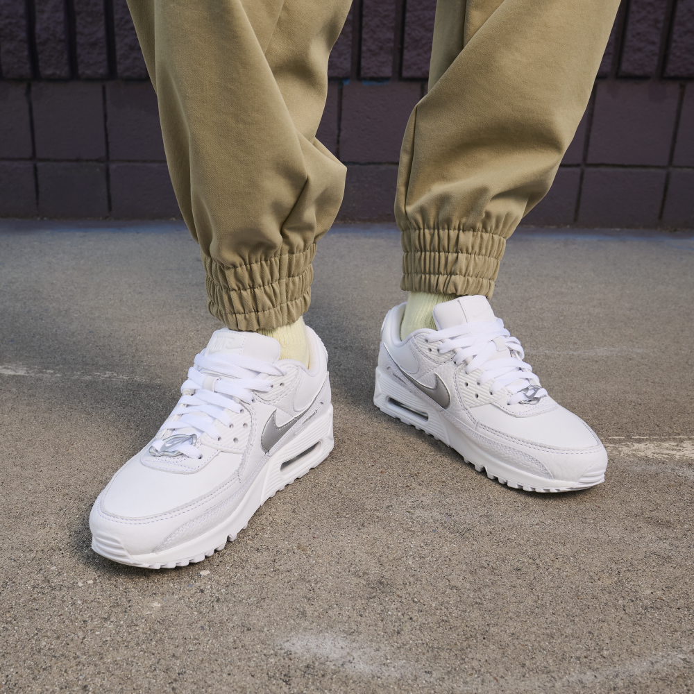 Nike Air Max 90 FV0949-100 / weiss