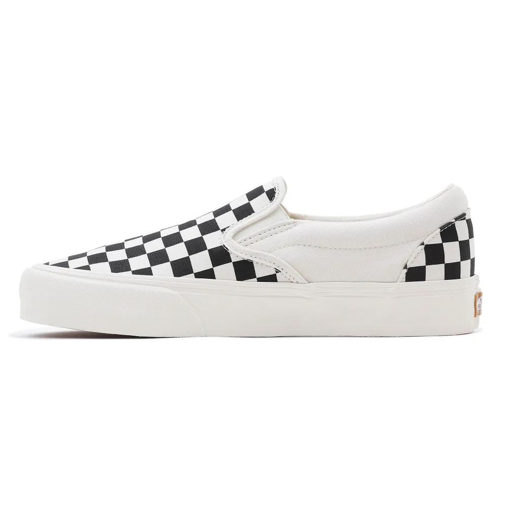 Vans Slip On VR3 VN0007NC1KP1 / schwarz