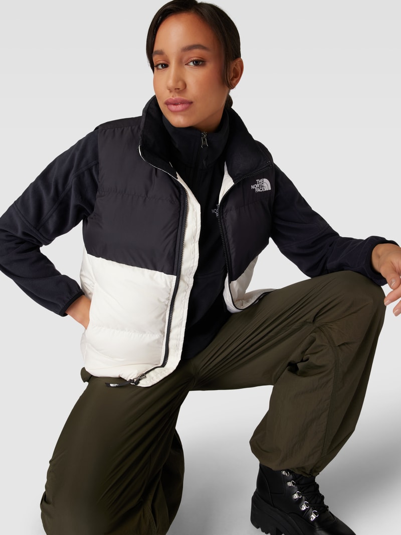 Steppweste mit Label-Stitching Modell 'Saikuru' in weiß
