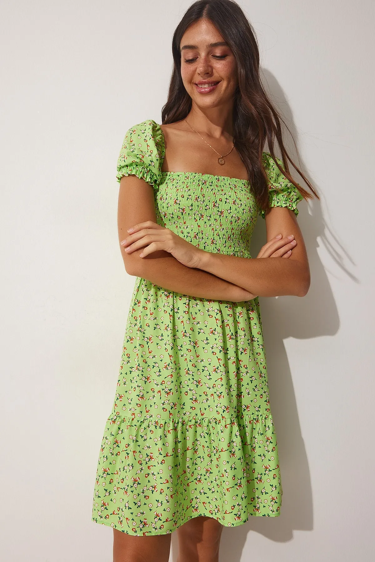 Happiness İstanbul  Pistaziengrünes Carmen-Kragen-Sommerkleid aus Viskose für Damen DD01223