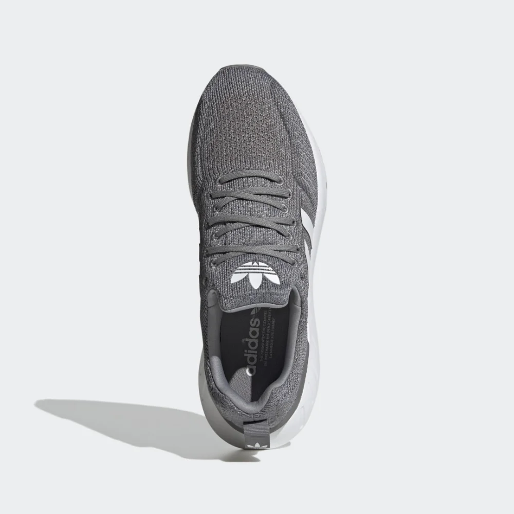 adidas Swift Run 22 GZ3495 / grau
