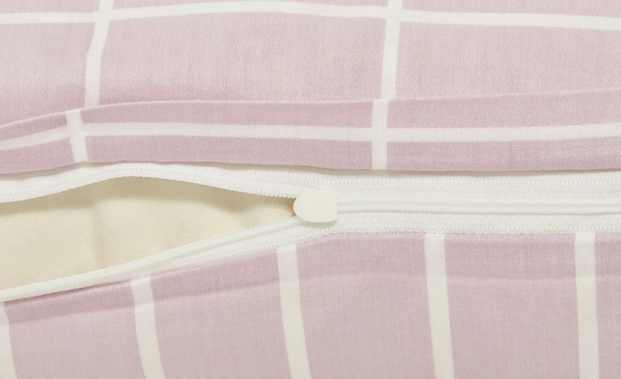 HOME STORY Satin Wende-Bettwäsche Karo und Streifen