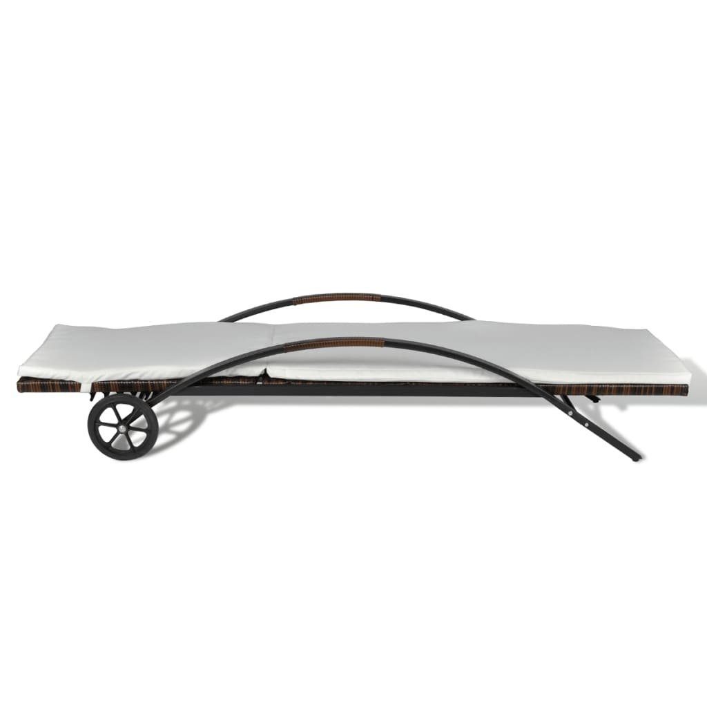 vidaXL Gartenliege Sonnenliege mit Polster & Rollen Poly Rattan Braun, 1 St.