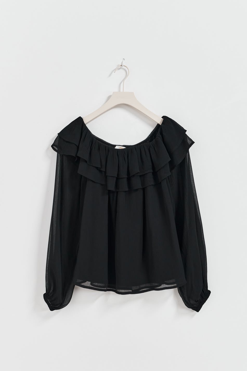 Y off shoulder blouse