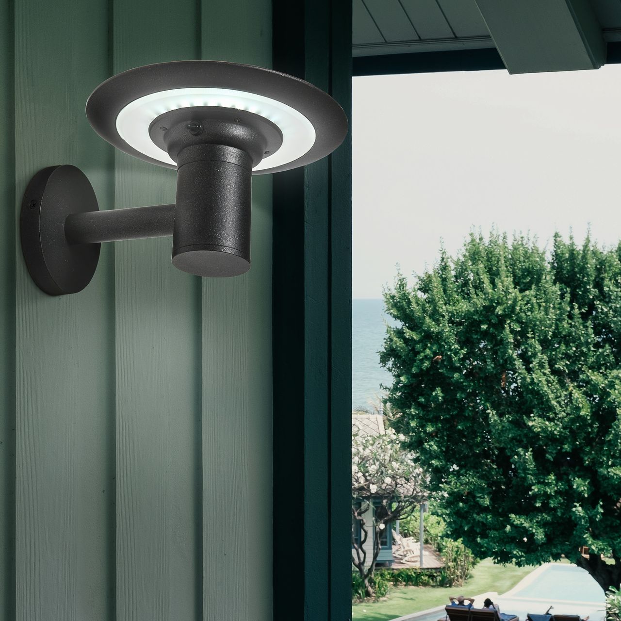 Outsunny Außenwandleuchte Solar Wandleuchte mit 2 Lichtmodi Vintage-Design Solarleuchten Gartenbeleuchtung IP44 Schutz Aluminium Schwarz 25 x 23,5 x 22 cm