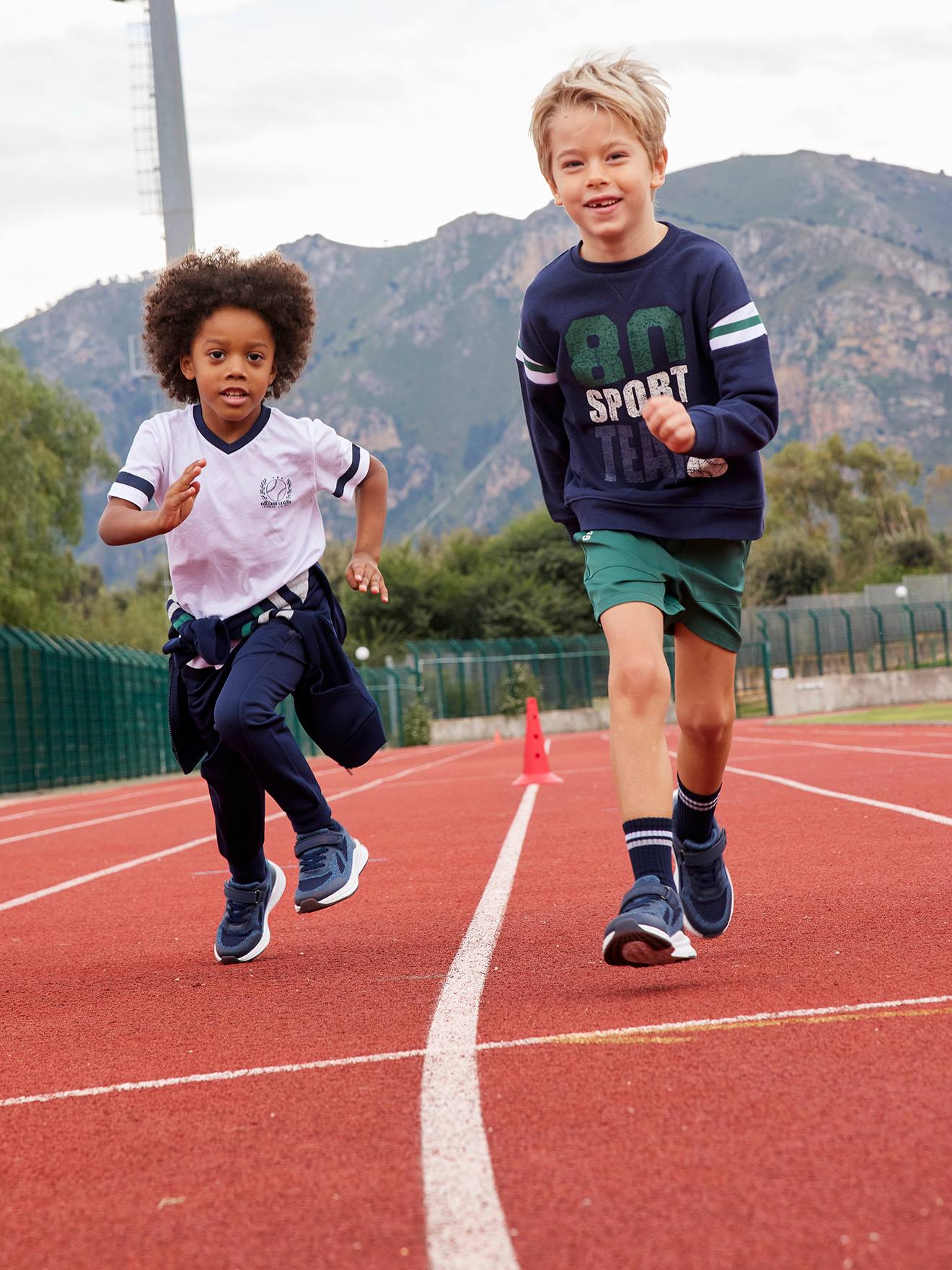 Vertbaudet Jungen Sporthose, Funktionsmaterial - nachtblau
