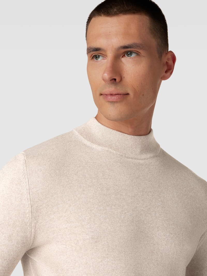 Strickpullover mit Rollkragen in sand meliert
