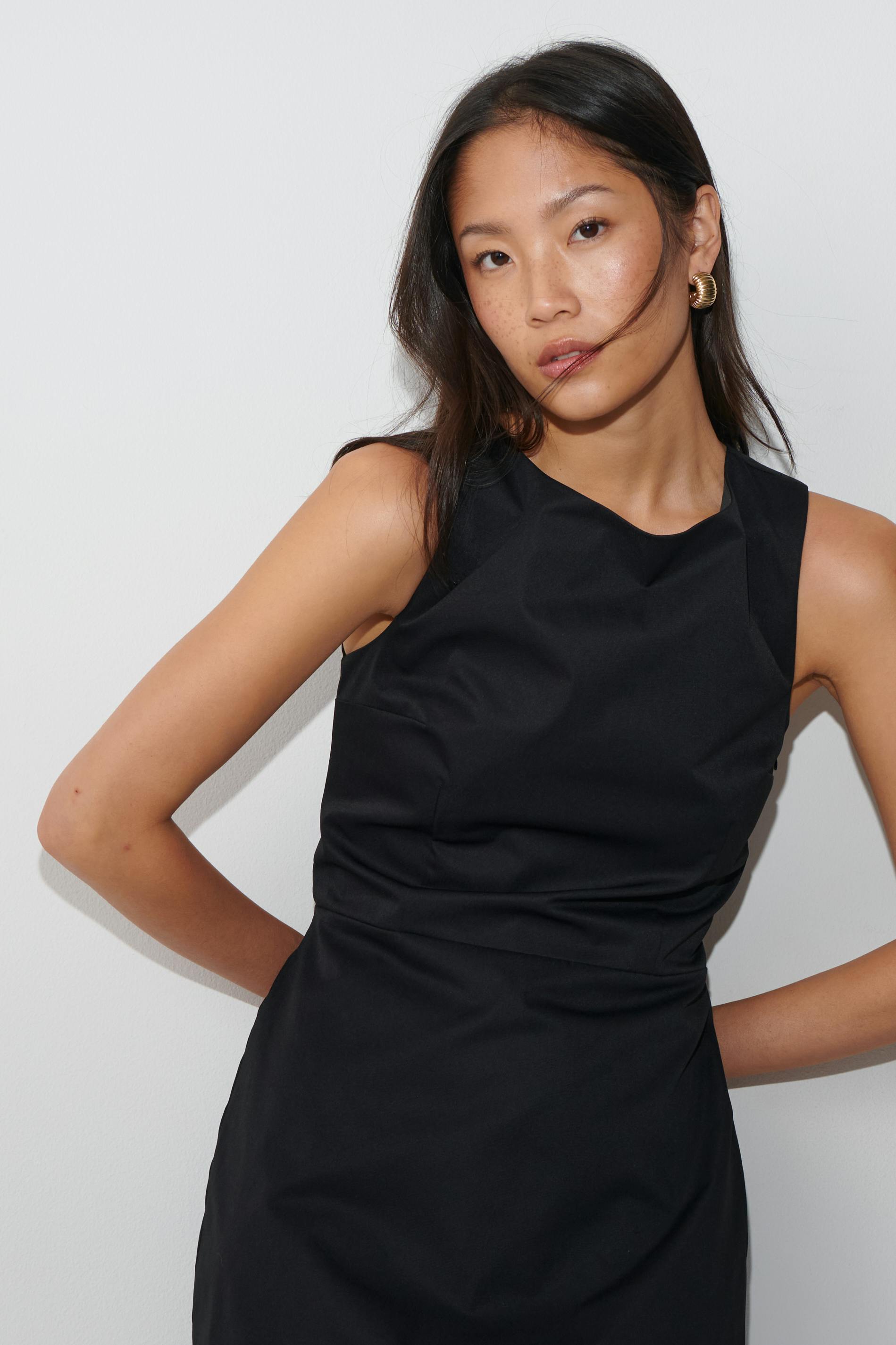 Bow dress