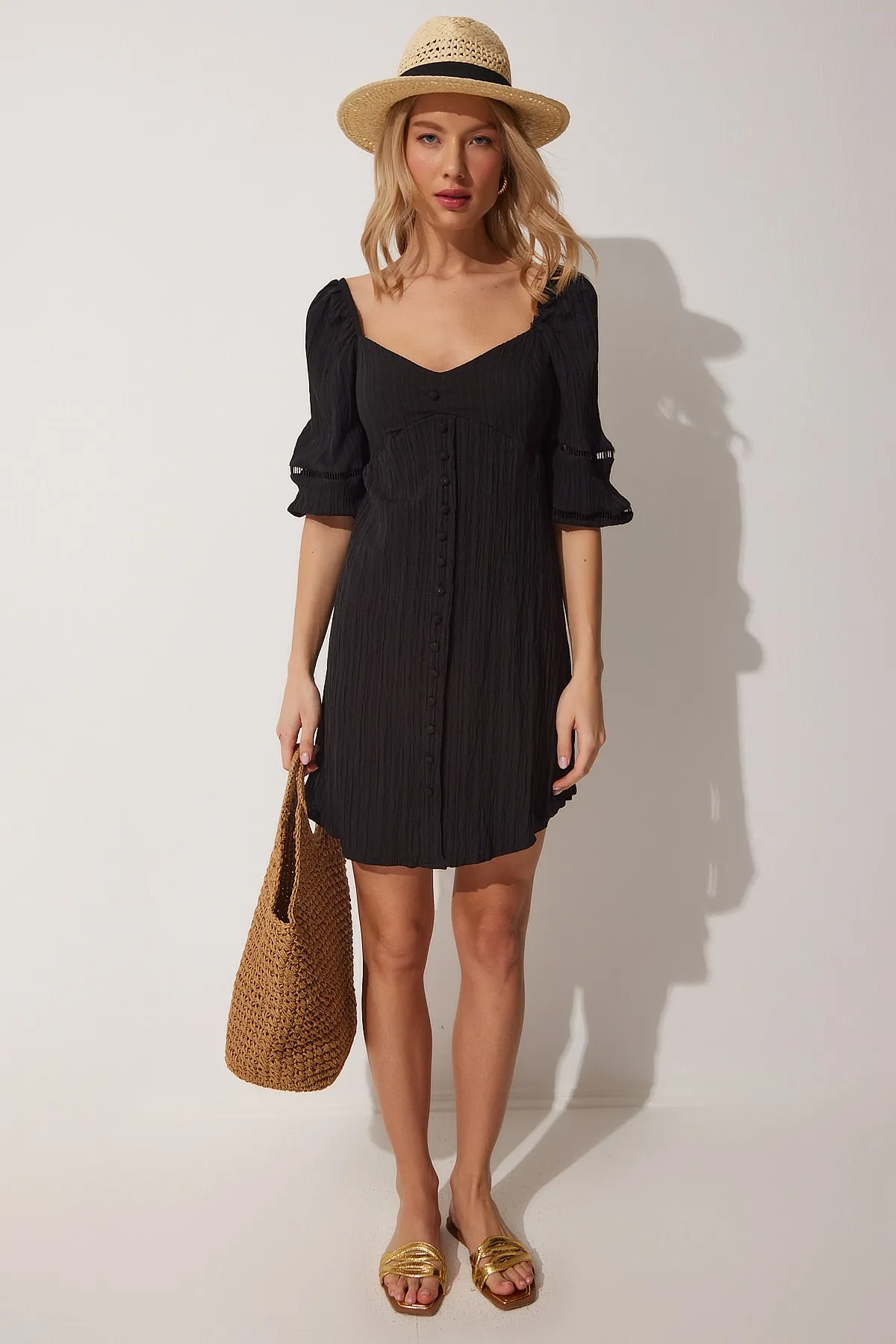 Happiness İstanbul  Schwarzes Damen-Sommerkleid mit herzförmigem Ausschnitt und Ballonärmeln DM00113