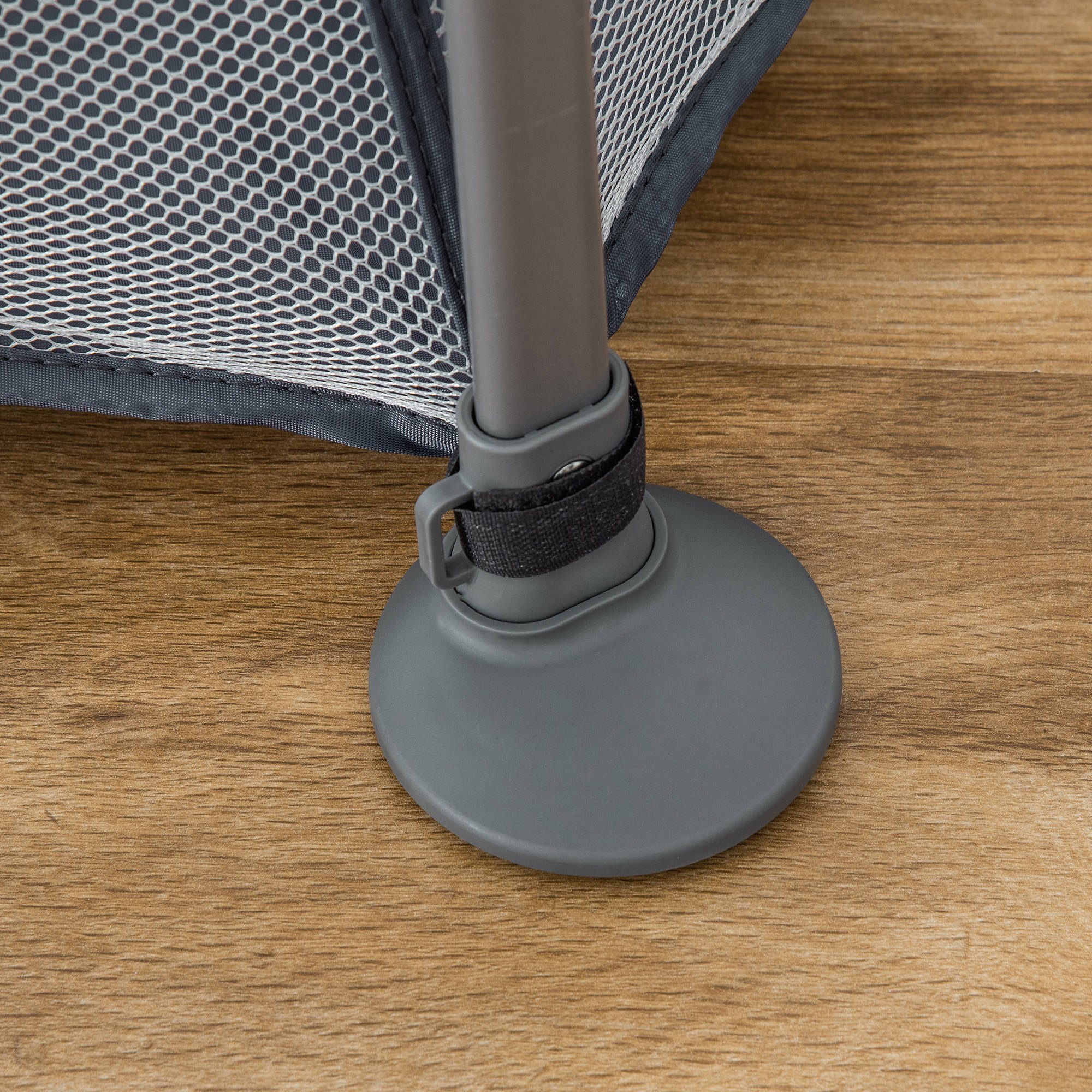 HOMCOM Laufgitter Laufstall klappbar tragbar 134 cm x 134 cm x 83 cm Mesh PP Grau (Set, 1-tlg), zusammenklappbar