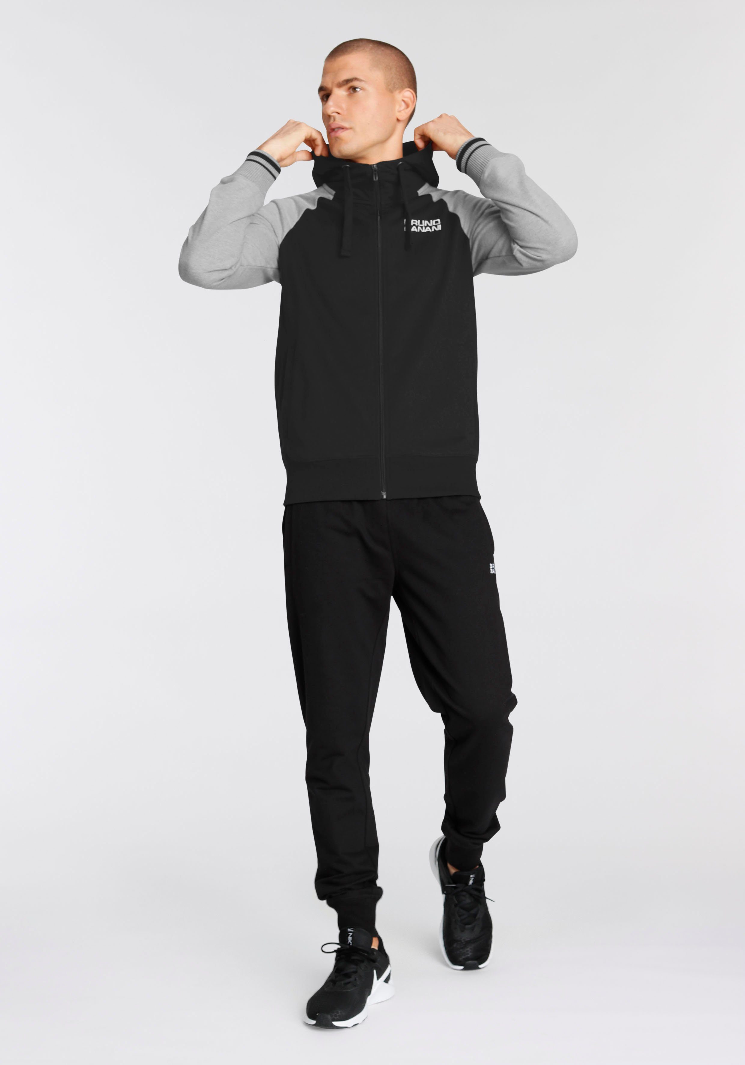 Bruno Banani Jogginganzug Comfort Fit, mit Logo Stickerei