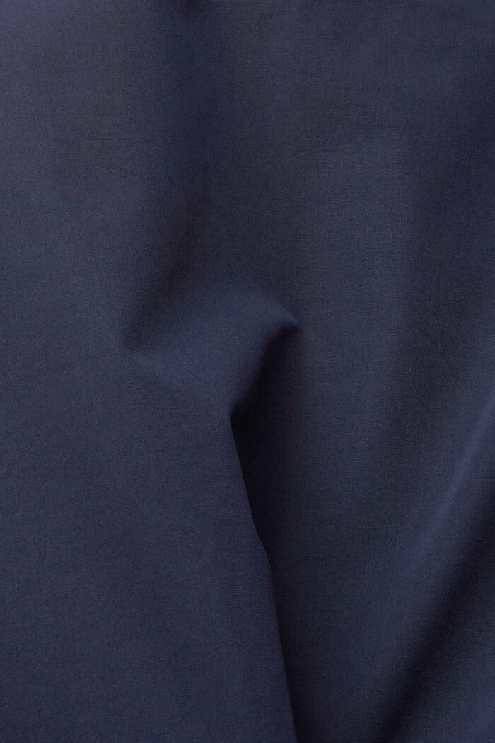 Trenchcoat mit Gürtel