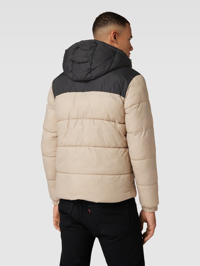 Steppjacke mit Stehkragen Modell 'ETOBY' in beige