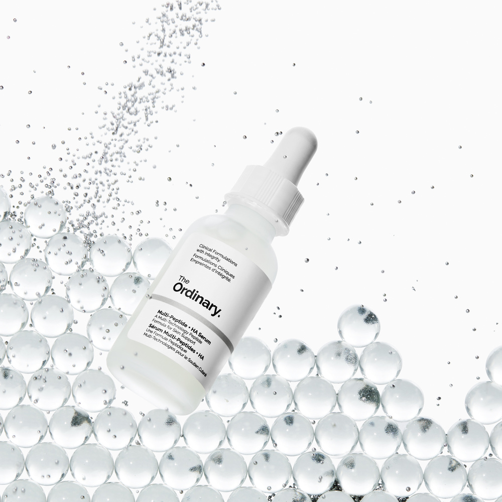 The Ordinary Sérum Multi-Peptides + HA Un sérum peptidique anti-âge multi-action.