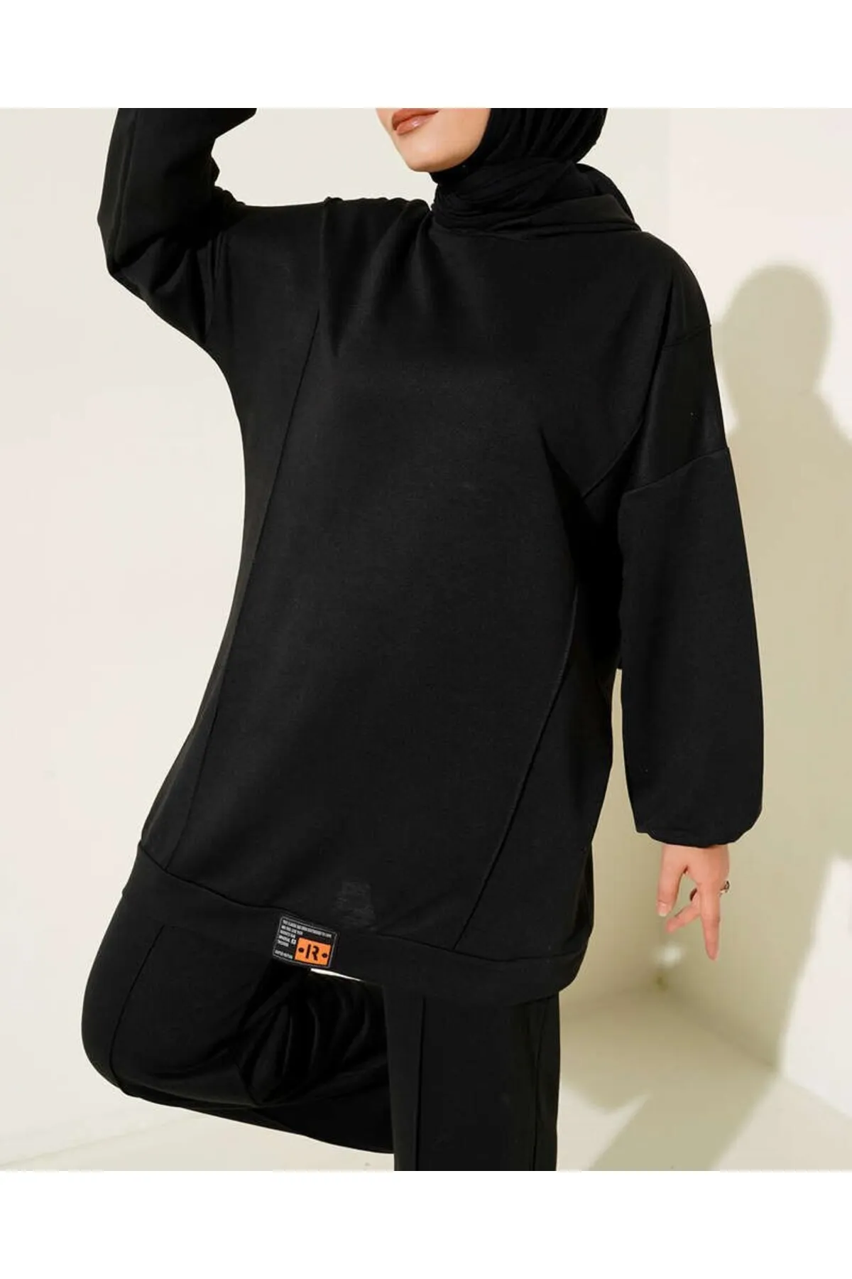 VOLT CLOTHİNG  Mit Kapuze besticktes Doppelset