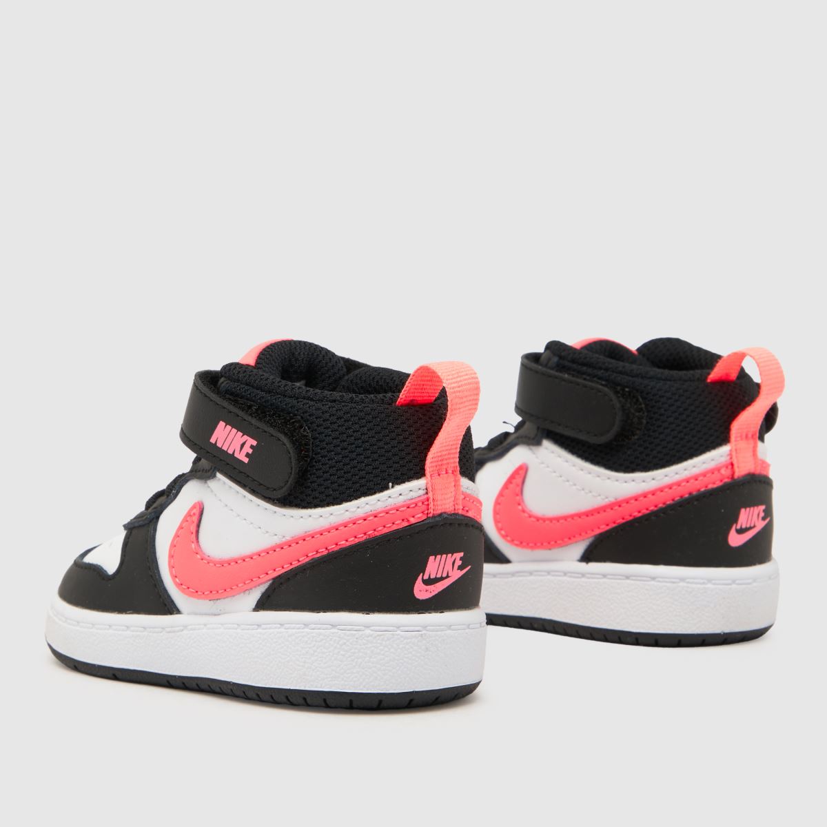 Nike vita och svarta Court Borough Mid 2 flickor småbarnsskor