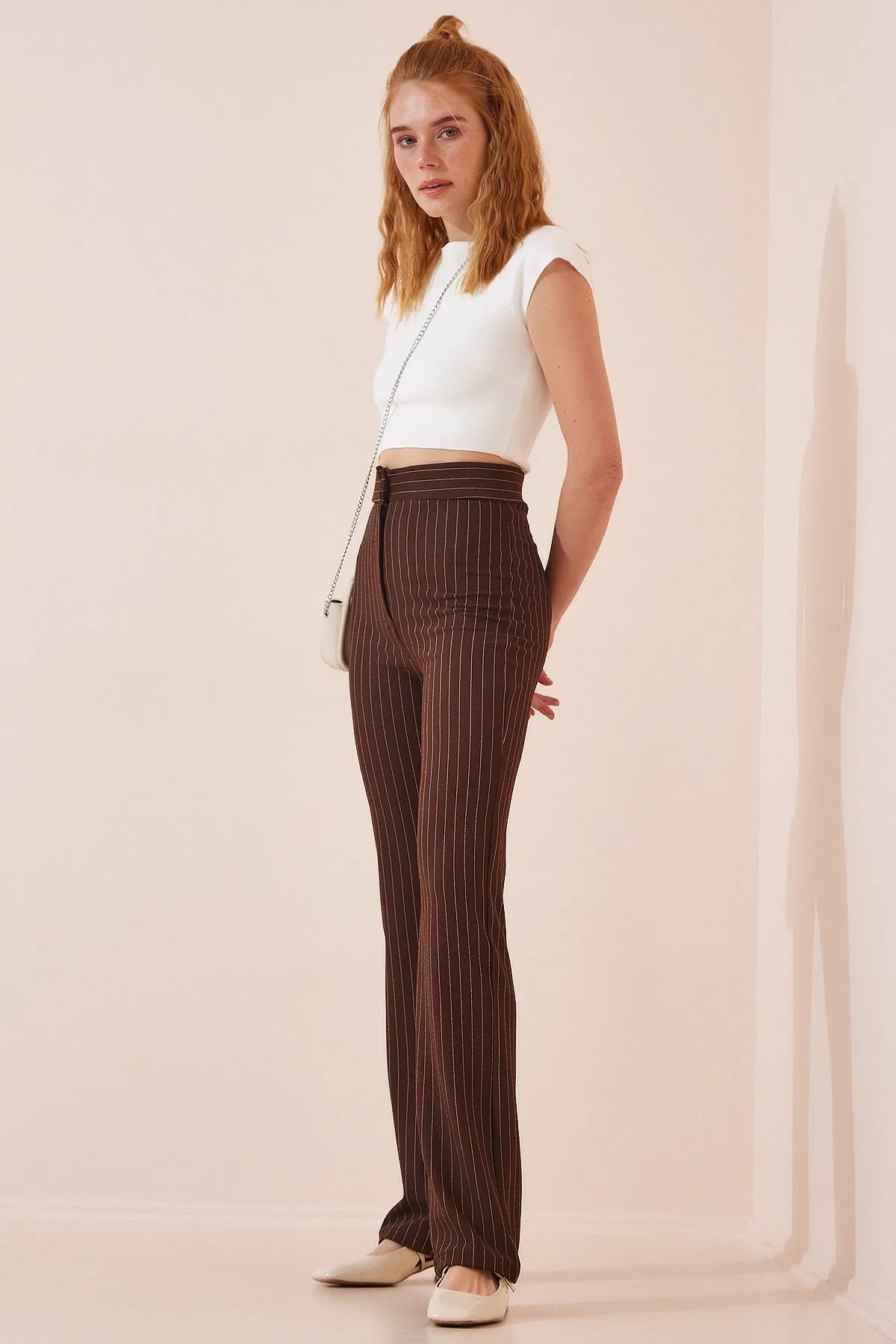 Happiness İstanbul  Braune gestreifte Damenhose mit hoher Taille RV00094