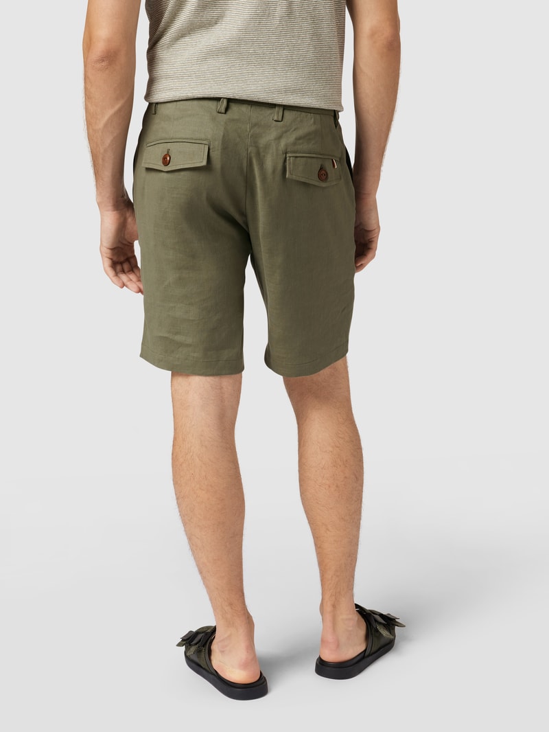 Leinenshorts mit teilelastischem Bund Modell 'Hunt Linen Shorts' in khaki
