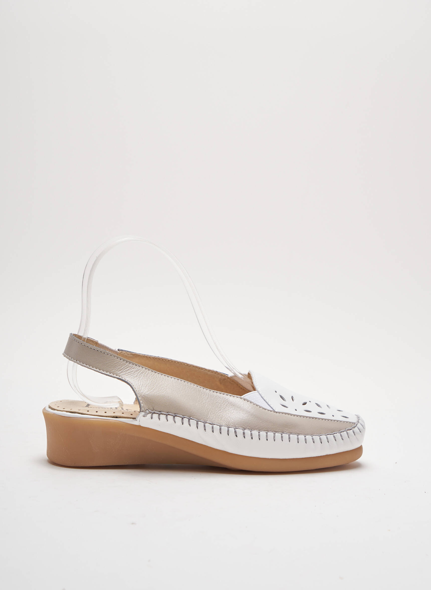 Hirica Sandales Nu Pieds Femme couleur blanc