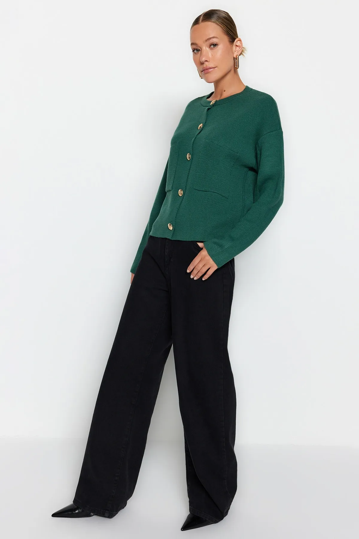 Trendyol Collection  Grüner, weich strukturierter Accessoire-Strick-Cardigan TWOAW24HI00023
