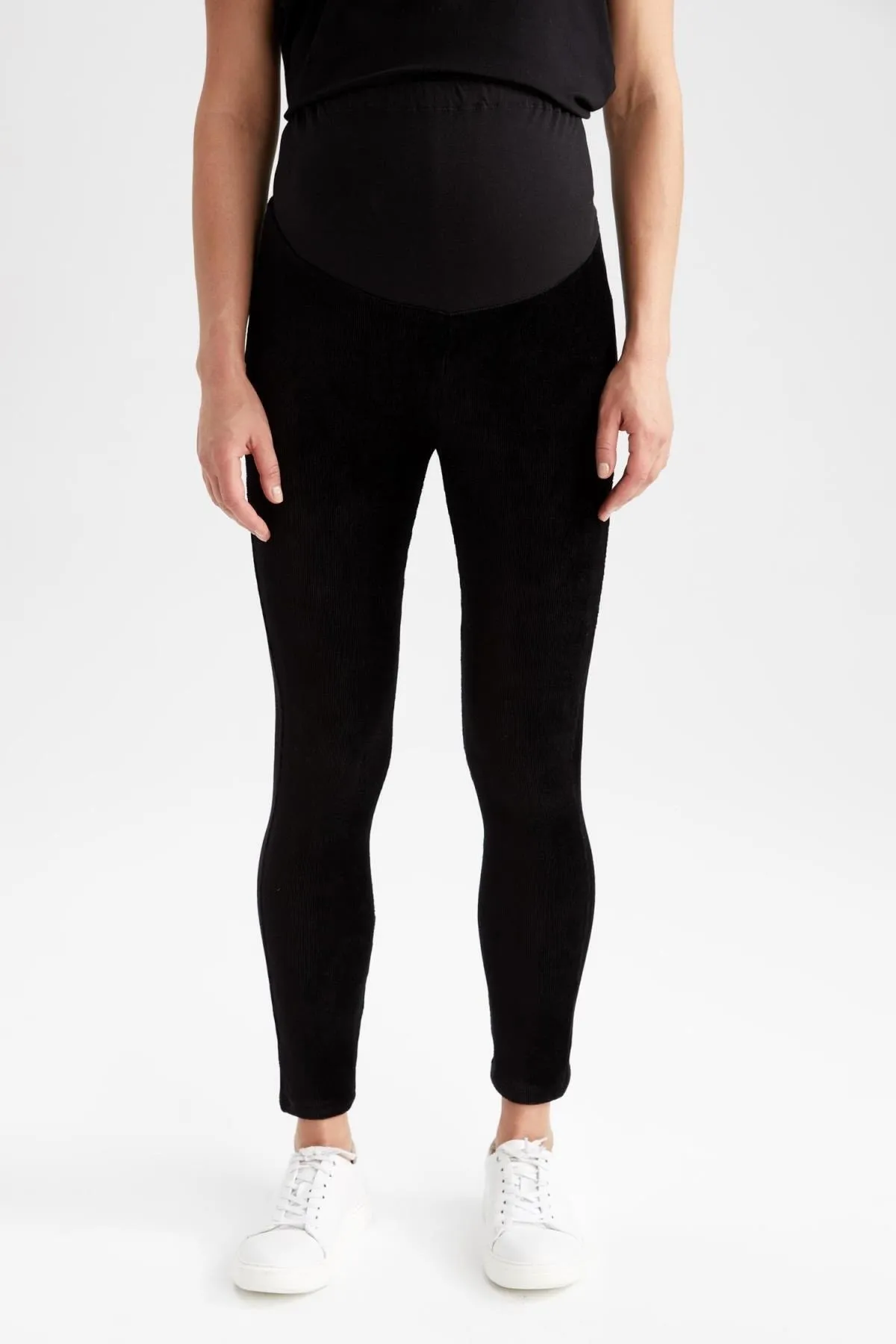 DeFacto  Umstandsstrumpfhose mit schmaler Passform und schmalem Bein