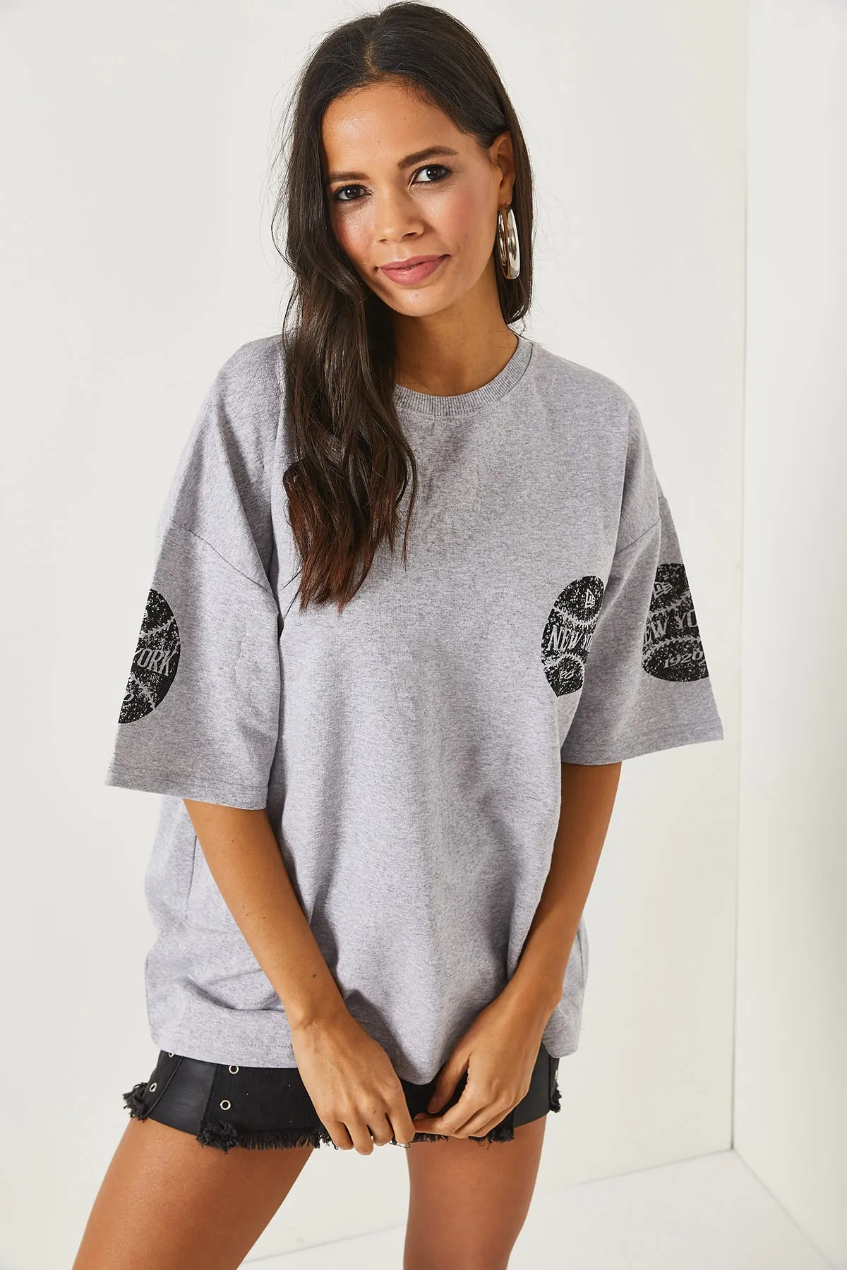 Olalook  New York Graues Unisex-Oversize-T-Shirt mit 2-Faden-Aufdruck auf der Vorderseite und Rückseite TSH-19000696