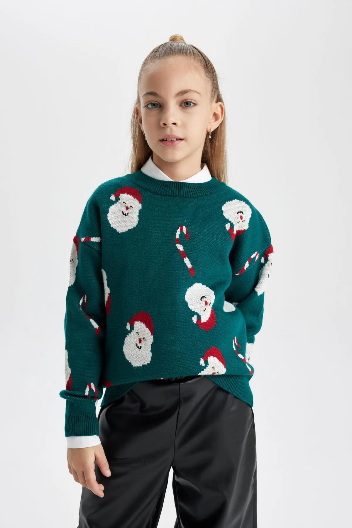 DeFacto  Mädchenpullover mit Rundhalsausschnitt und Neujahrsmotiv