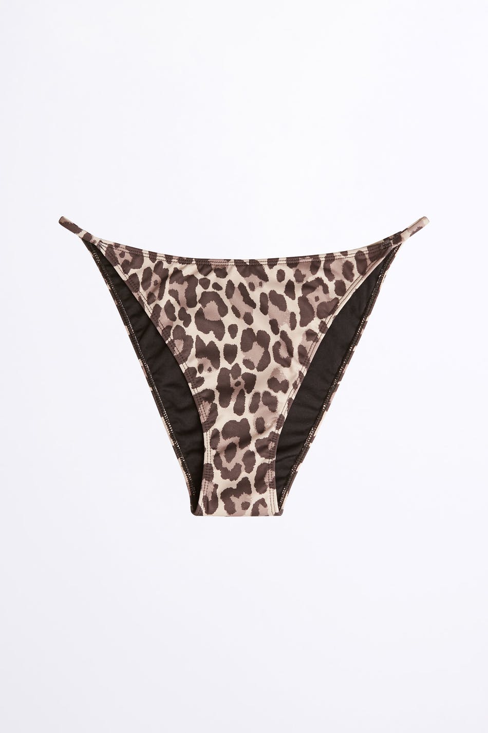 Sara bikini tanga