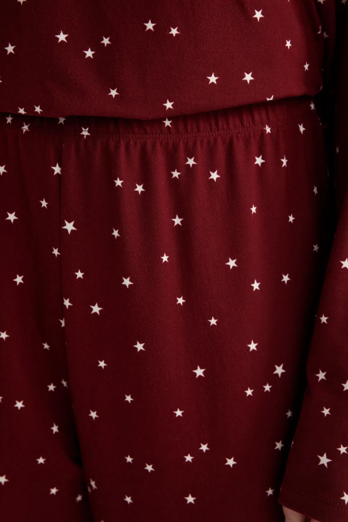 DeFacto  Verlieben Sie sich in eine Velours-Pyjamahose mit normaler Passform