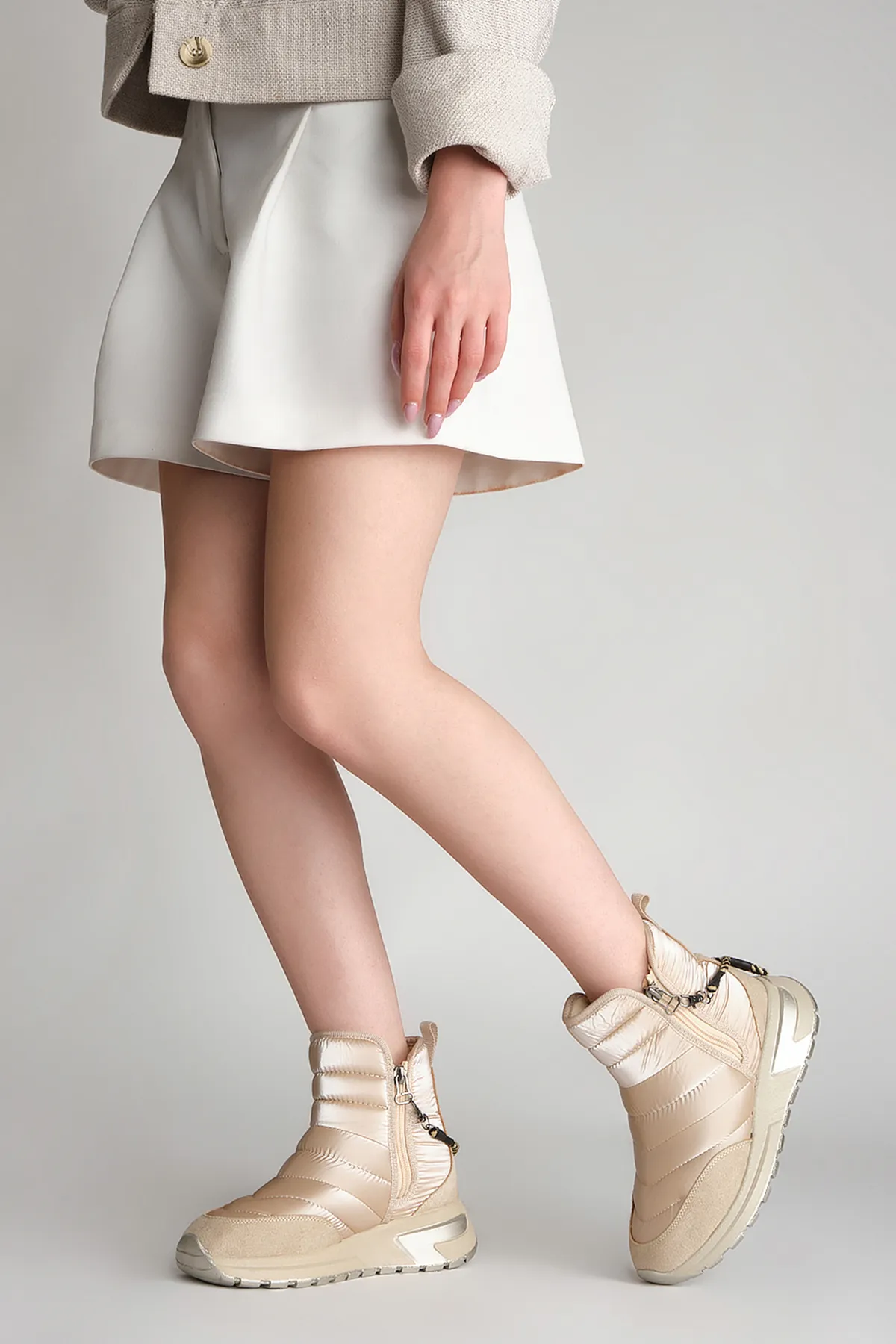 Marjin  Sportstiefel für Damen mit dicker Sohle und Reißverschluss Felezya Beige